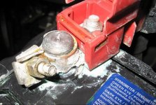 Battery-Acid-Leaking-from-Car-Battery.jpg